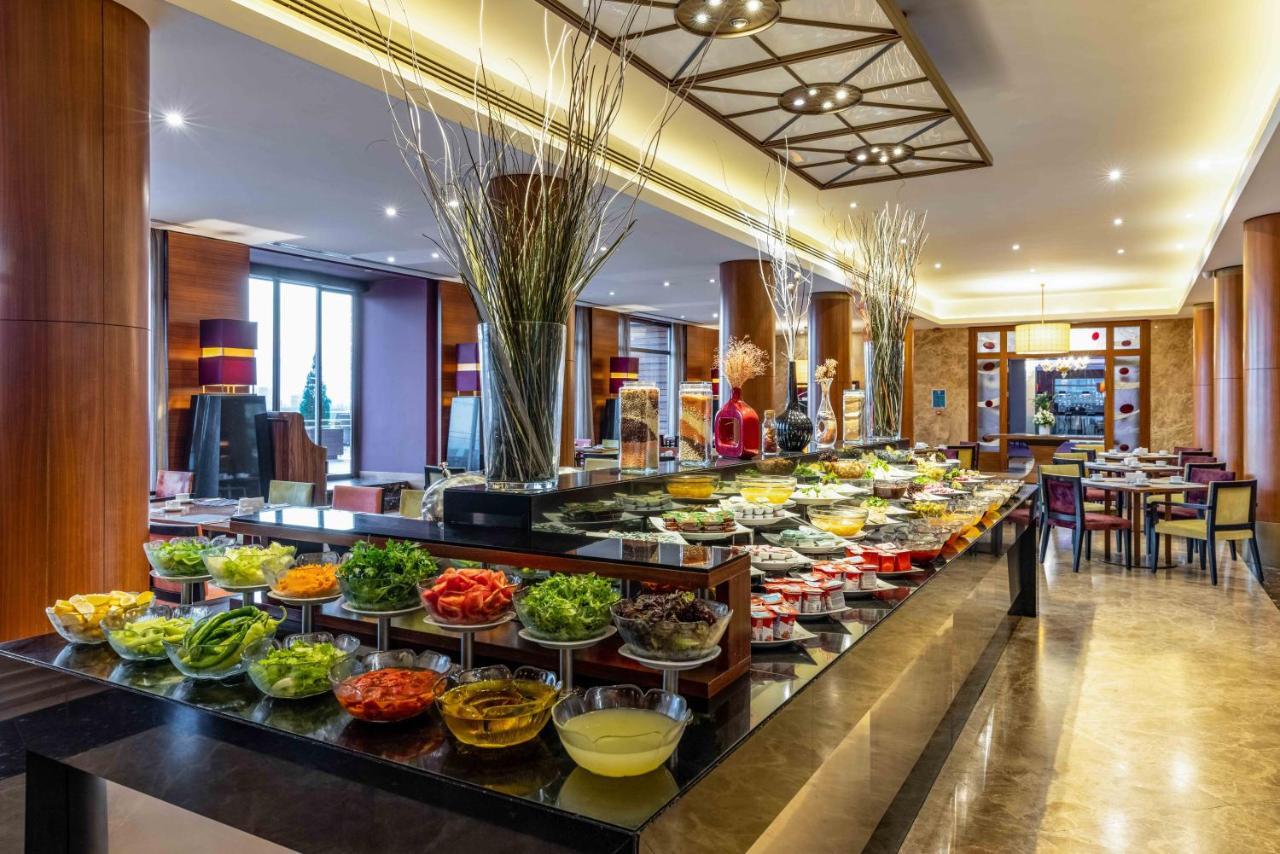 Hotel Celik Palas Convention Center & Thermal Spa Bursa Zewnętrze zdjęcie The buffet at the hotel