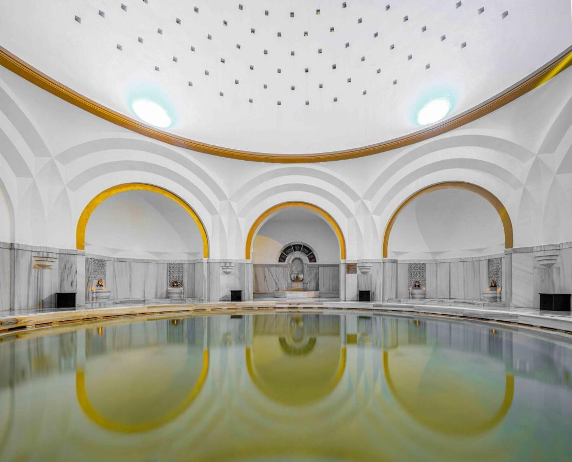 Hotel Celik Palas Convention Center & Thermal Spa Bursa Zewnętrze zdjęcie The interior of the swimming hall